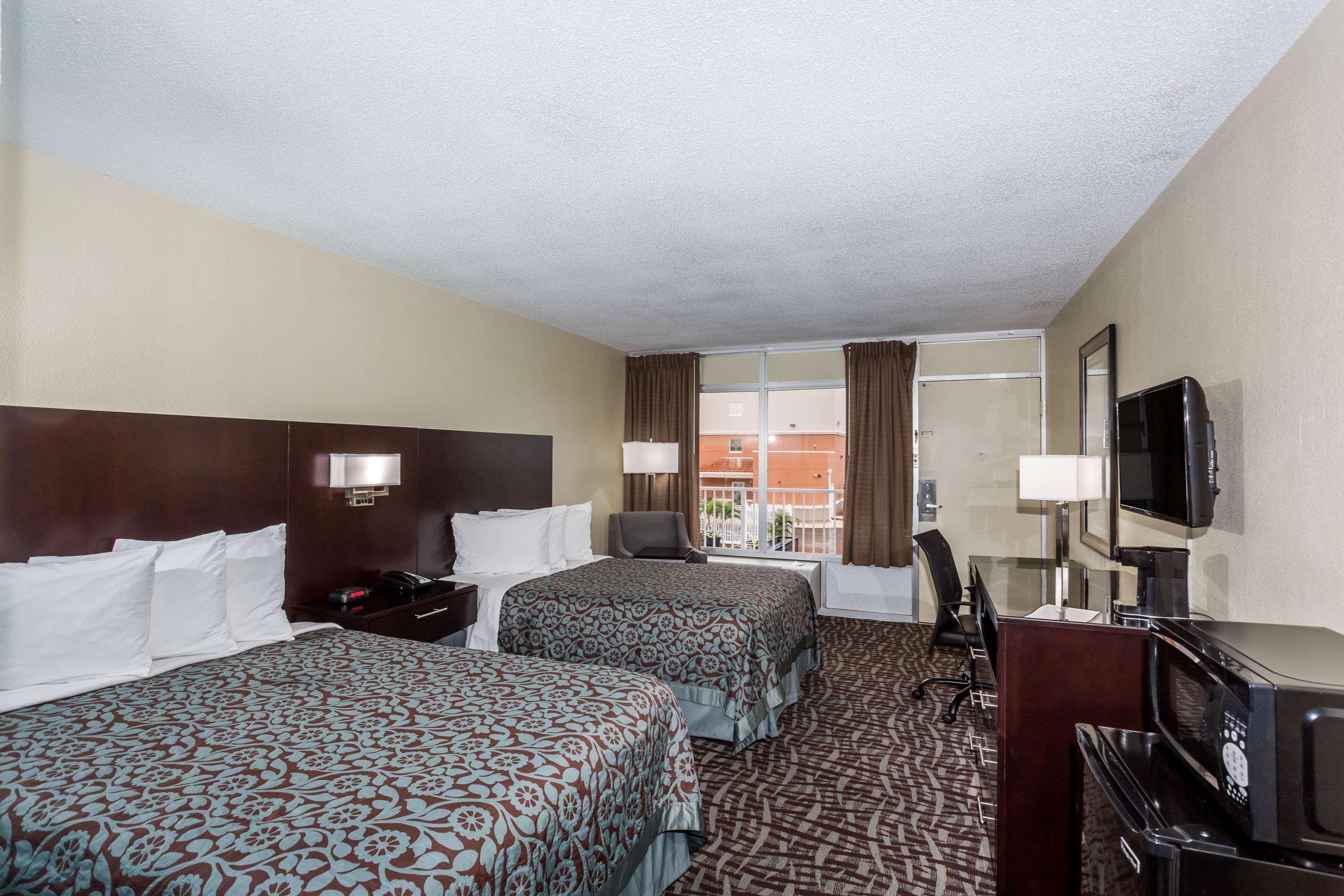 Days Inn By Wyndham Melbourne Eksteriør bilde